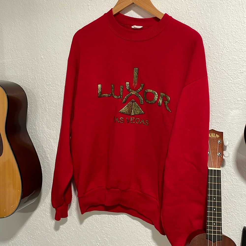 VTG 90s Luxor Las Vegas Hotel Casino Pyramid Vintage Crewneck Sweater Size M